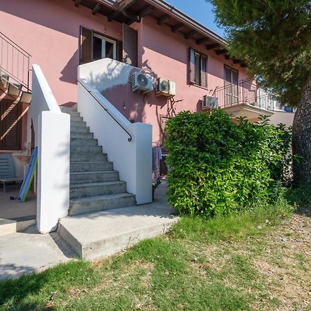 Casa Vacanza Josephine Barcellona Pozzo di Gotto Exterior foto