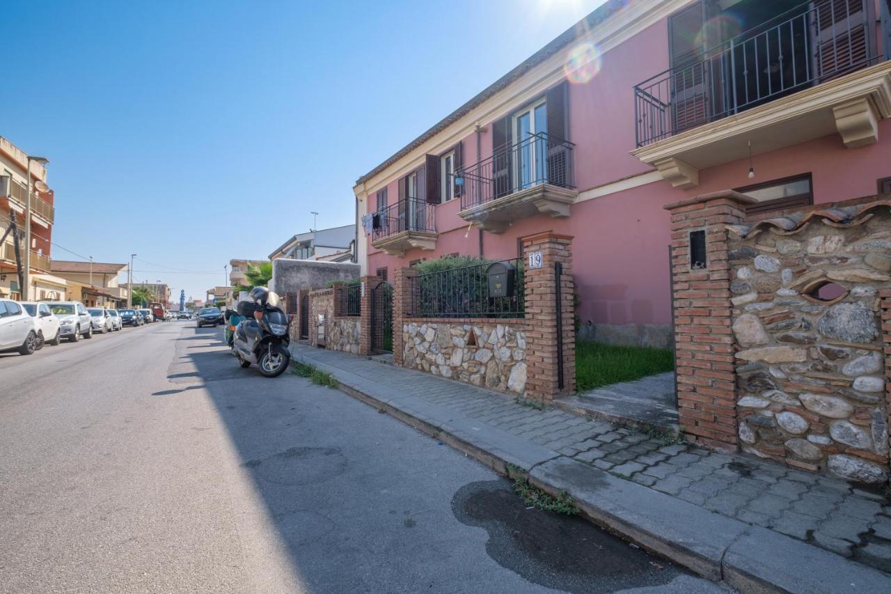 Casa Vacanza Josephine Barcellona Pozzo di Gotto Exterior foto