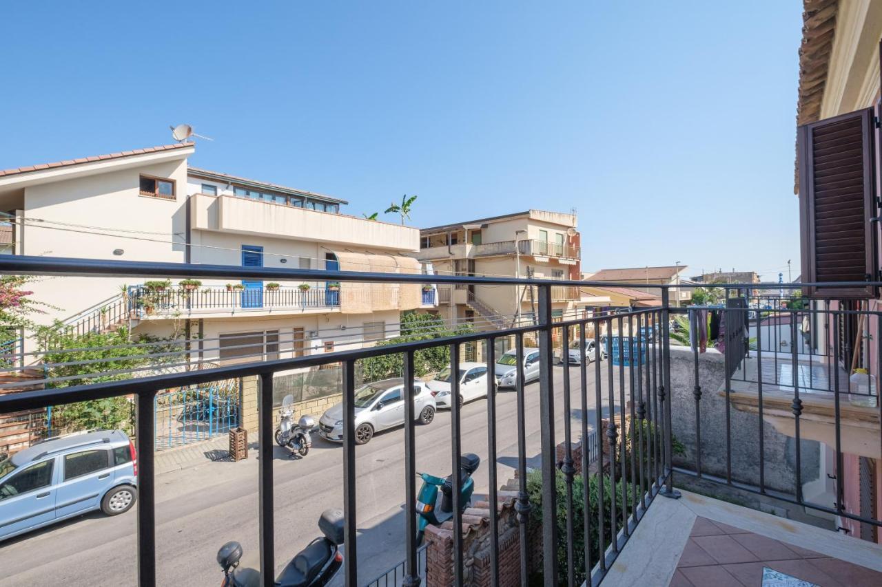 Casa Vacanza Josephine Barcellona Pozzo di Gotto Exterior foto